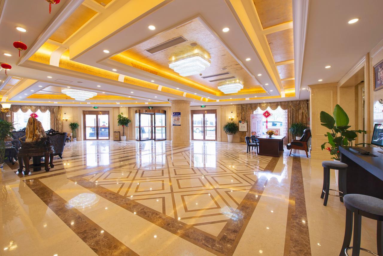Vienna Hotel Jinshan New City Wanda Plaza Exterior photo